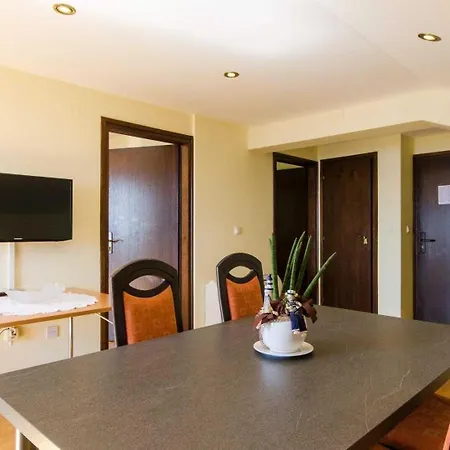 Nada 4 Apartment *